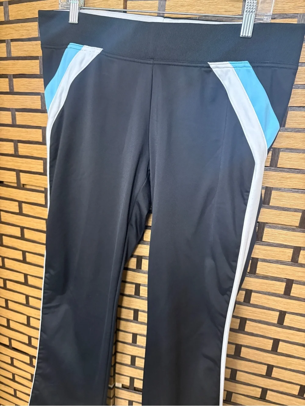 Nike black active pants size large